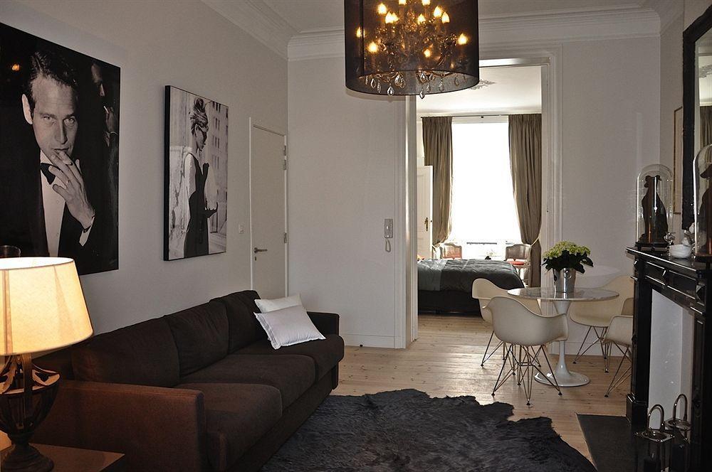 B&B Un Jardin En Ville Saint-Gilles Eksteriør bilde