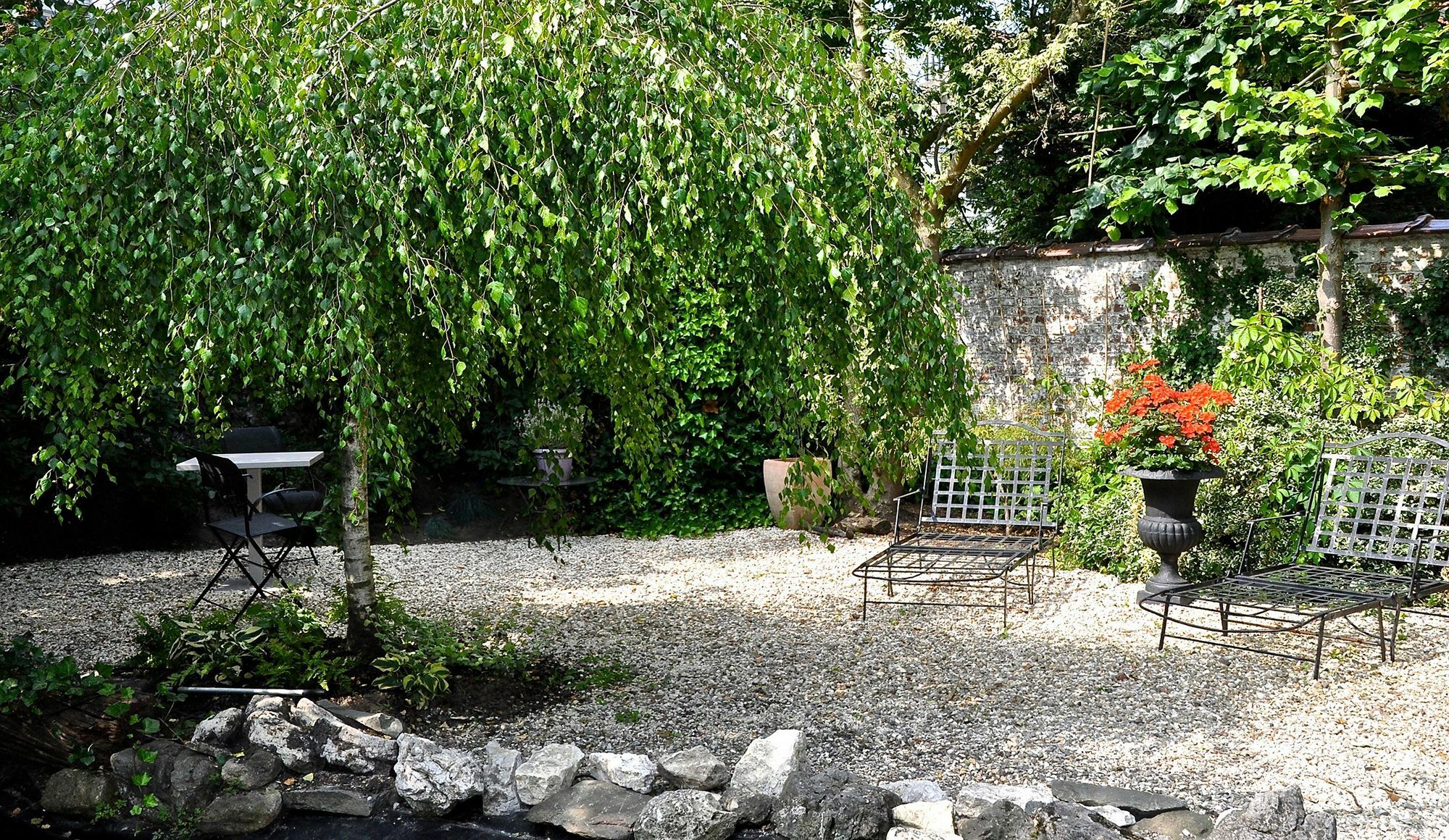 B&B Un Jardin En Ville Saint-Gilles Eksteriør bilde